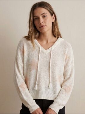 POL Pretty Hoodie‎ long sleeve, roomy fit pullover sweater